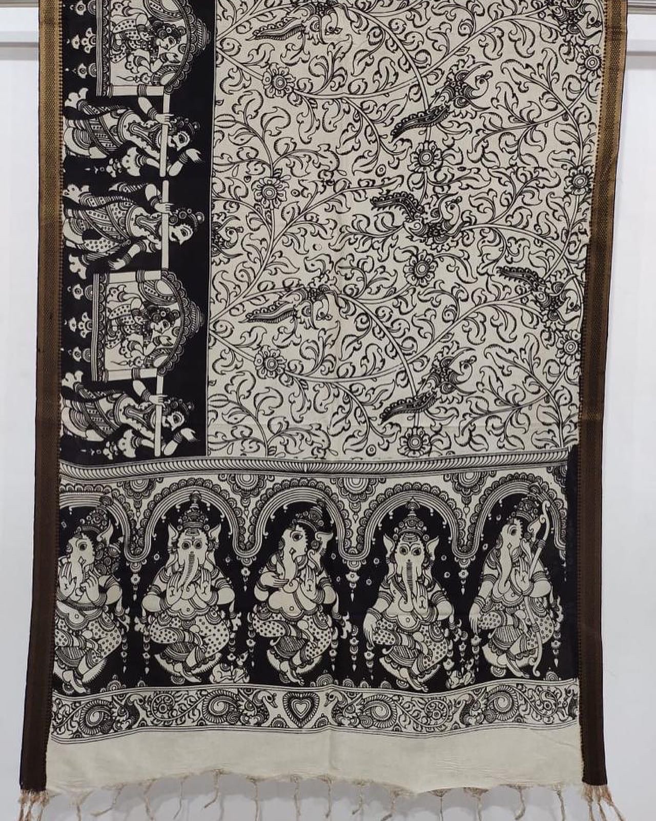 Kalamkari hand drawn dupatta