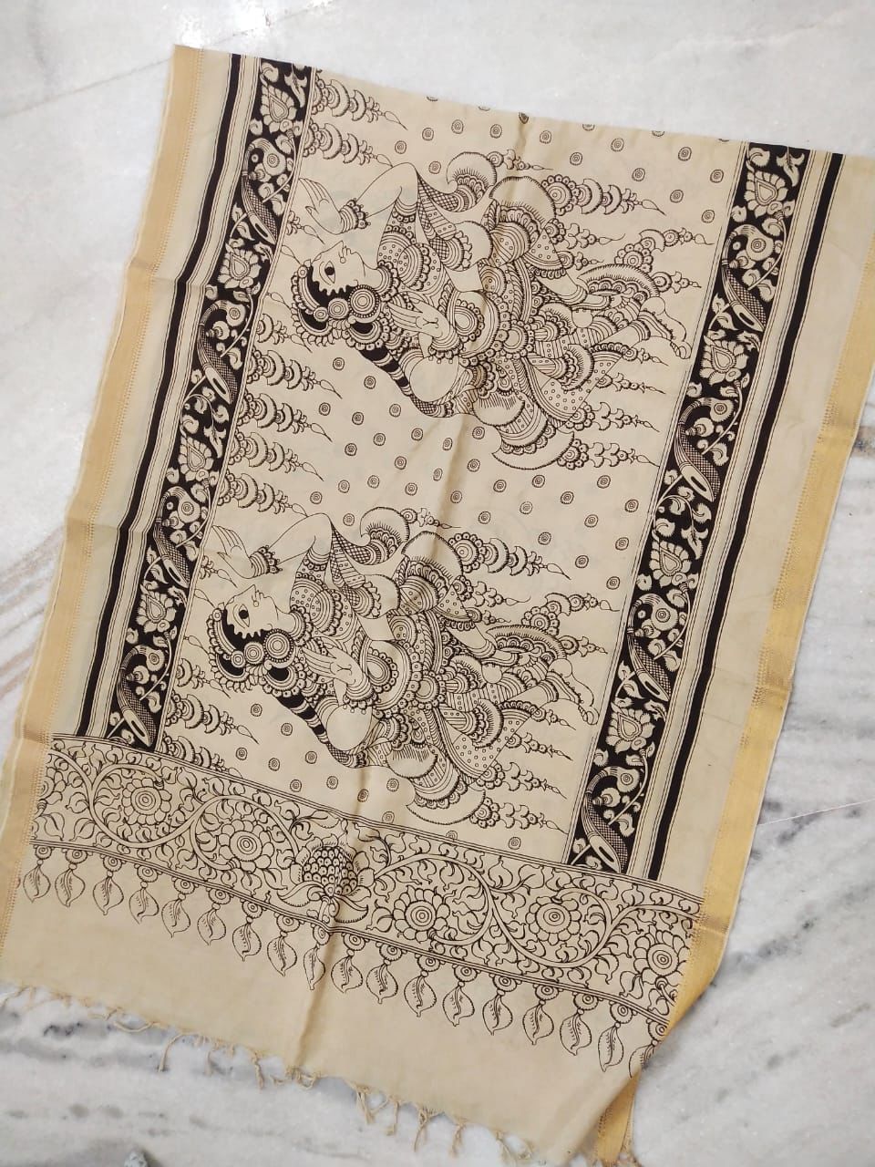 Kalamkari hand drawn dupatta